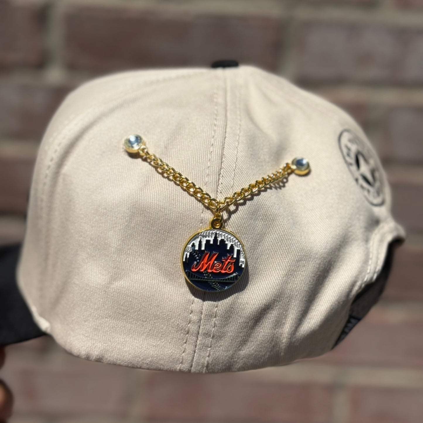 Mets Pin